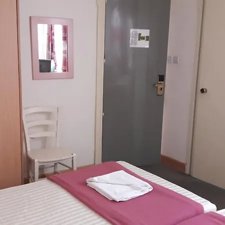 Tropicana Hotell 2*