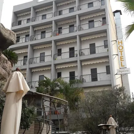 Tropicana 2* St. Julian's