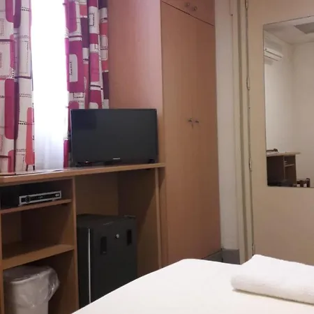 Tropicana Szálloda 2*