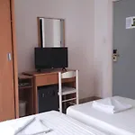 Tropicana Hotel 2*