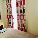Hotel Tropicana San Ġiljan