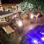 Hotel Tropicana